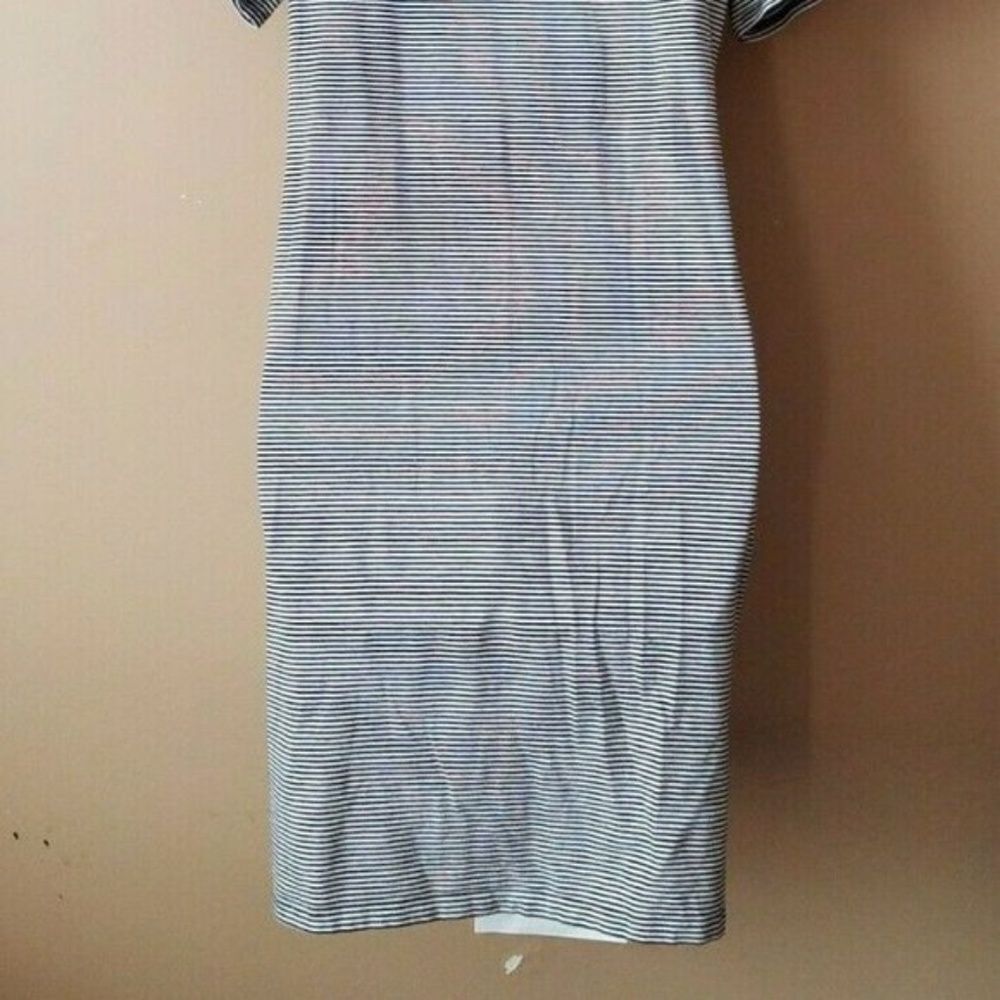 Theory Knotted Striped Pima Cotton Dress - Picture 6 of 6